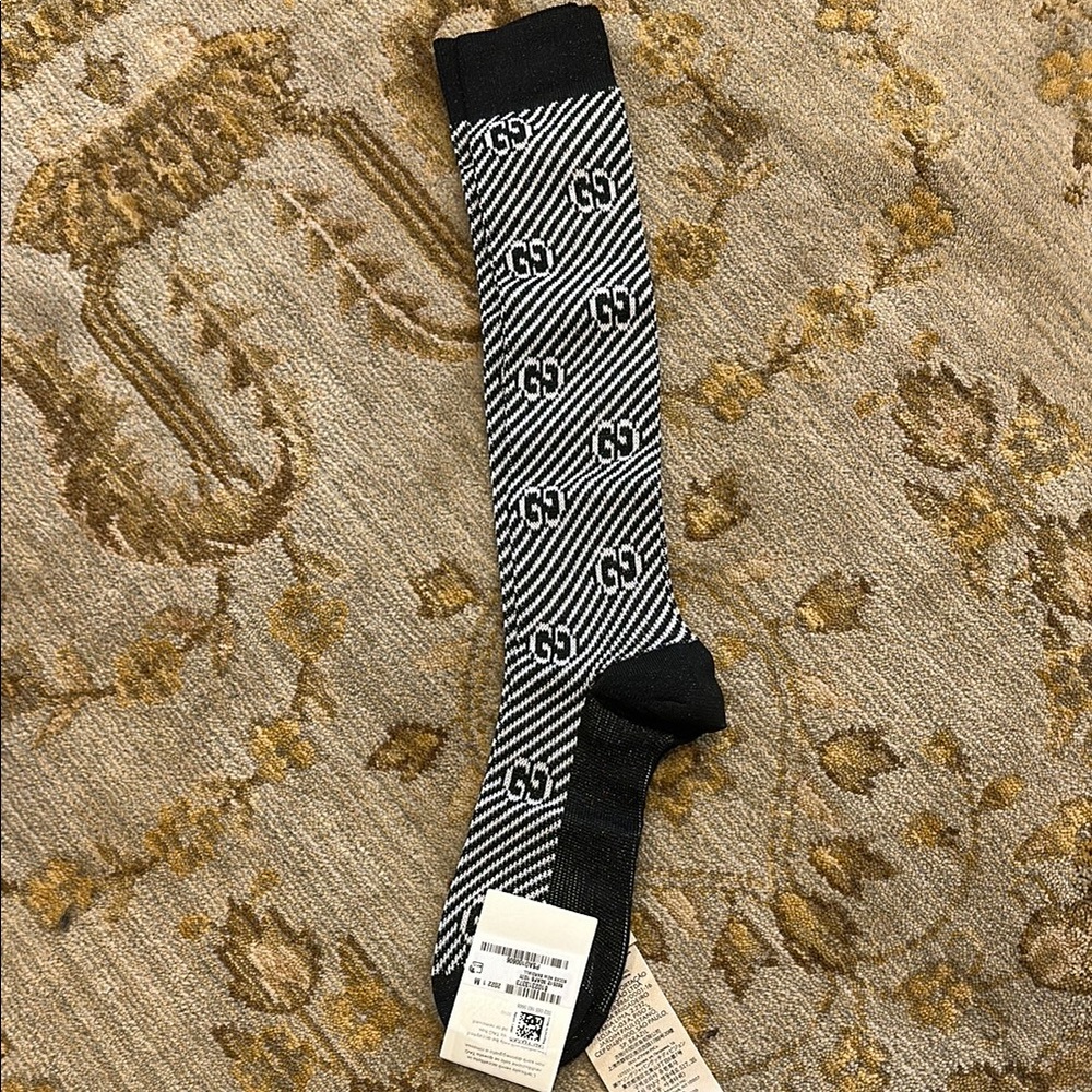 Gucci Black and White Dress Socks with Geometric Pattern